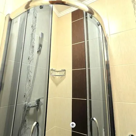 מלון Forward Pool&sauna *