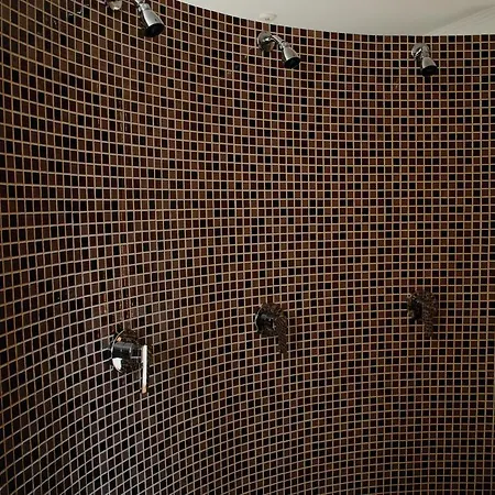 מלון Forward Pool&sauna *