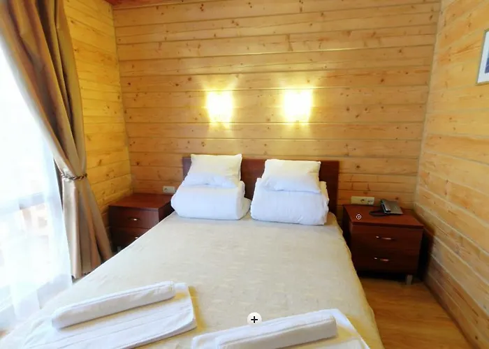 Forward Pool&sauna Hotel