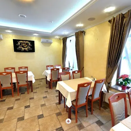 酒店 正向泳池及桑拿酒店 亚西尼亚